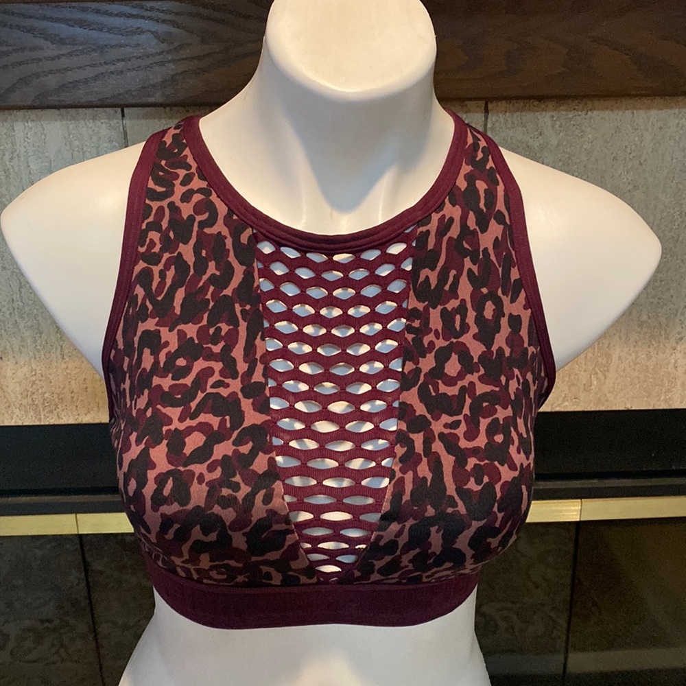 PINK Victoria’s Secret ultimate bra